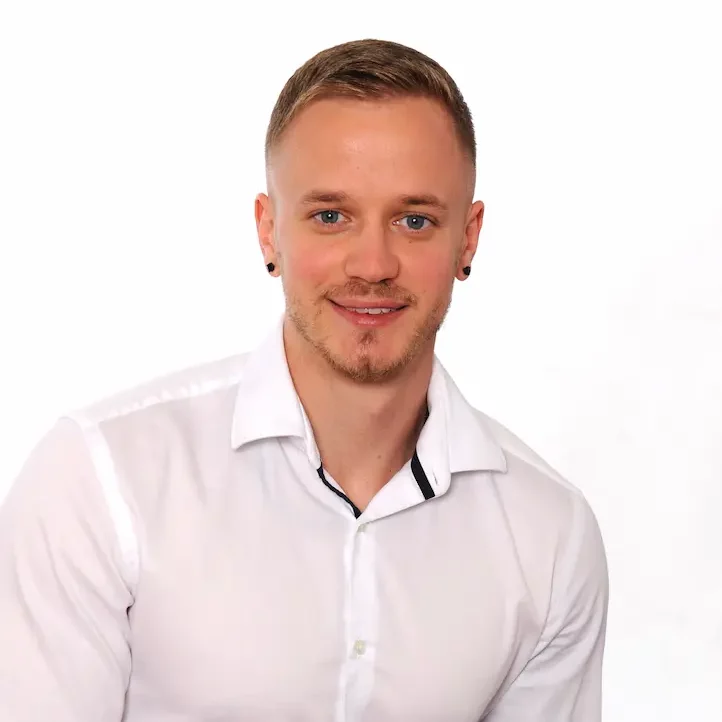 Foto von Full-Stack-Entwickler Dominik Ehs